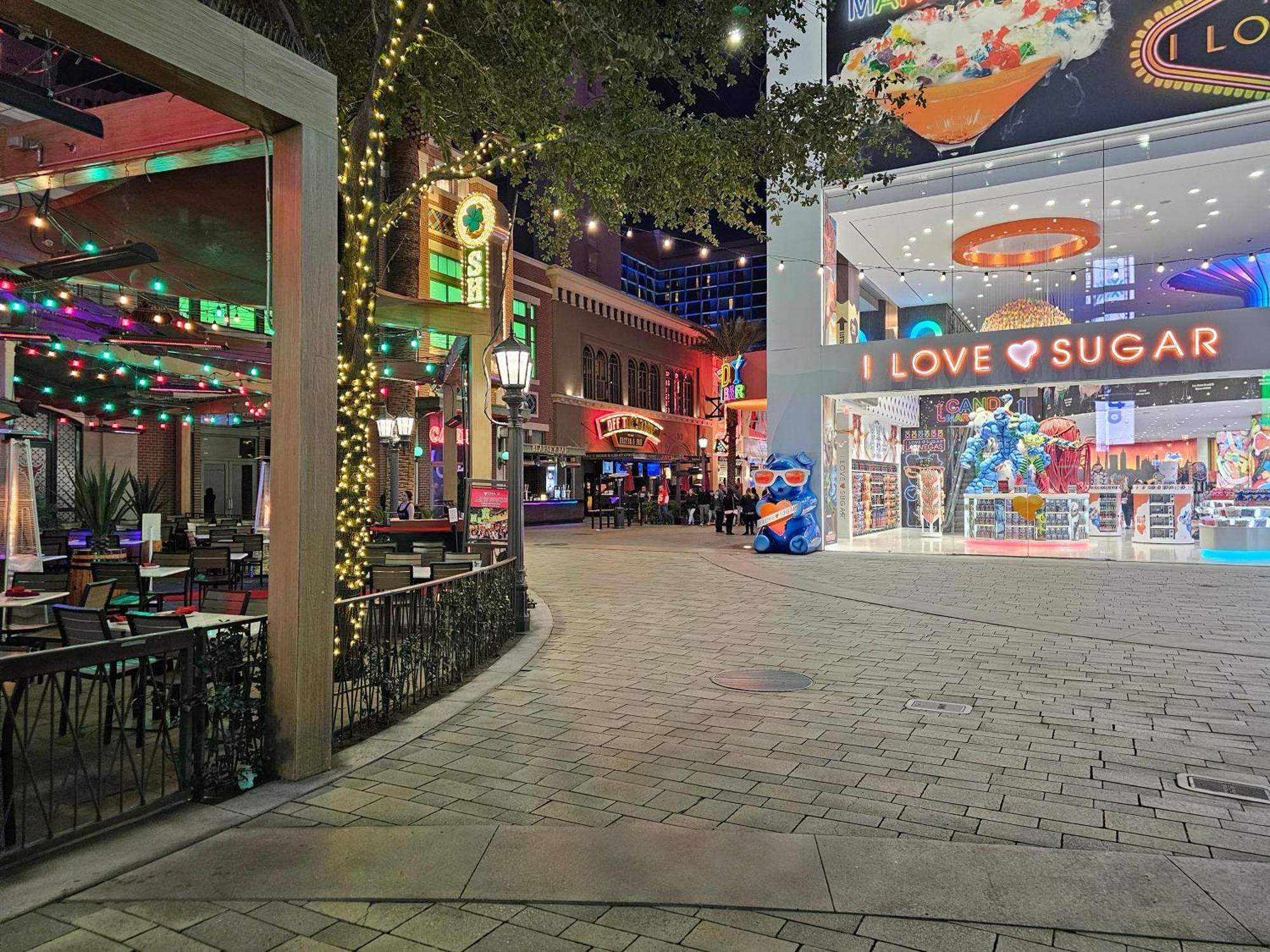 Coolest Bar Hoping Linq Casino Hotel Strip 拉斯维加斯 外观 照片
